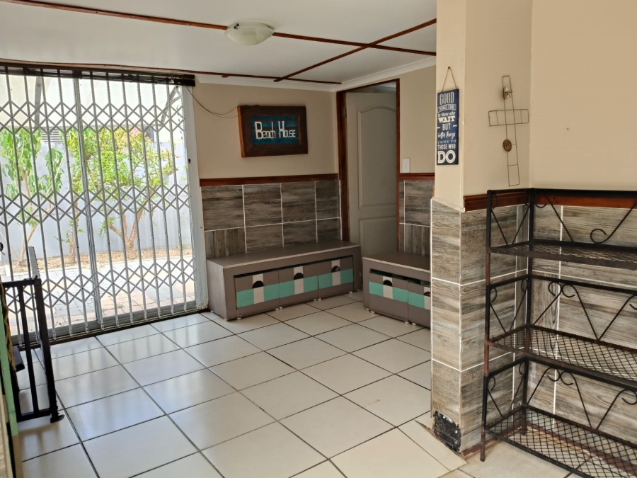 4 Bedroom Property for Sale in Aston Bay Eastern Cape